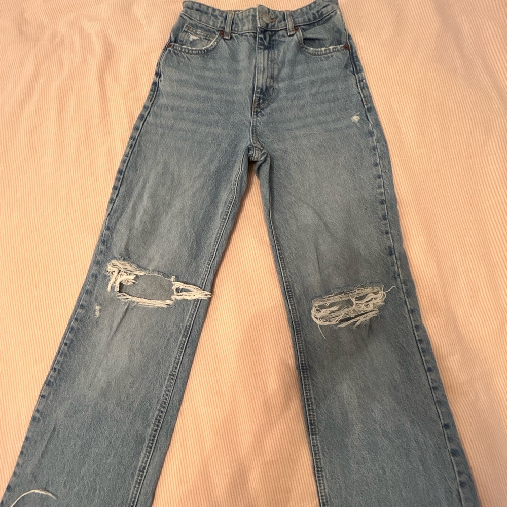 Trendy Zara jeans